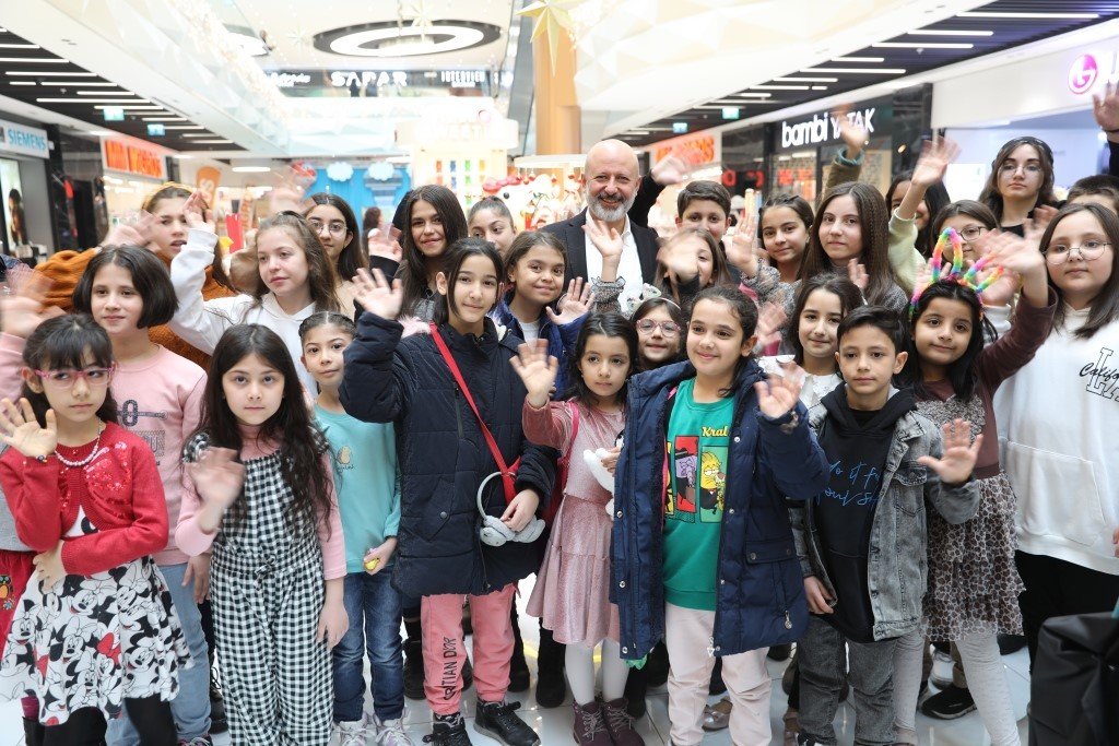 Kocasinan Belediyesi’nden öğrenciler için dolu dolu yaz programı