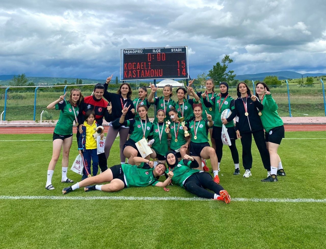 Körfezli ragbicilerden iki ayda 2 şampiyonluk