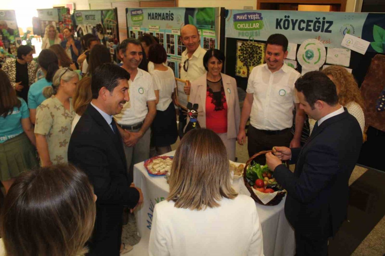 Köyceğiz’de 4 okul ‘Çevre Dostu Okul Levhası’ aldı