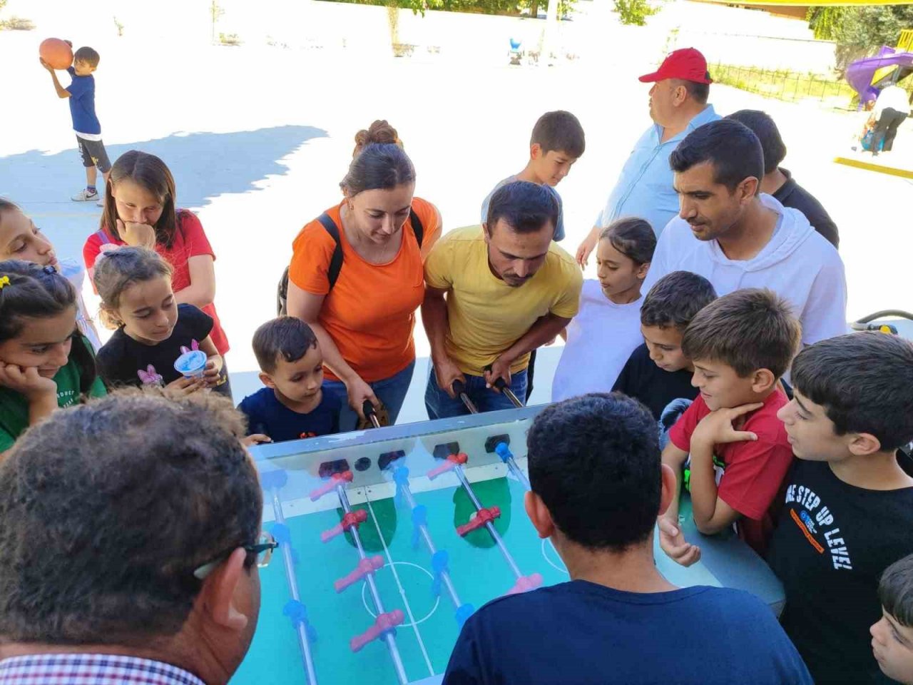 Emcelli’deki yılsonu etkinliklerine büyük ilgi