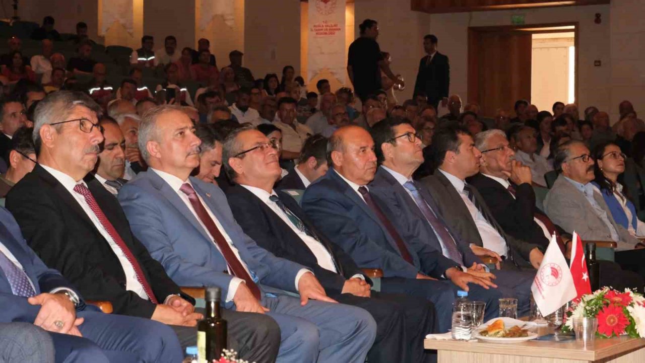 En iyi zeytinyağı üreticileri ödüllendirildi