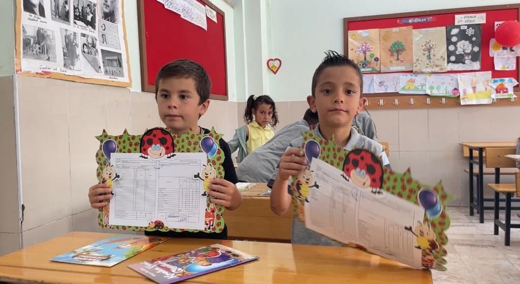 Niğde’de 73 bin 53 öğrenci karne aldı