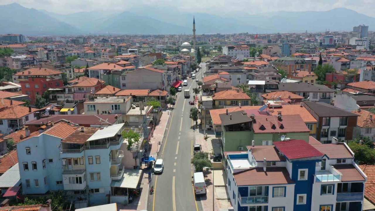 Pamukkale’de mahalleler toz ve çamurdan kurtarılıyor