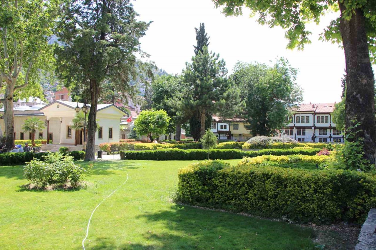 Amasya’da restorasyonu tamamlanan Bayezid Yazma Eser Kütüphanesi açıldı