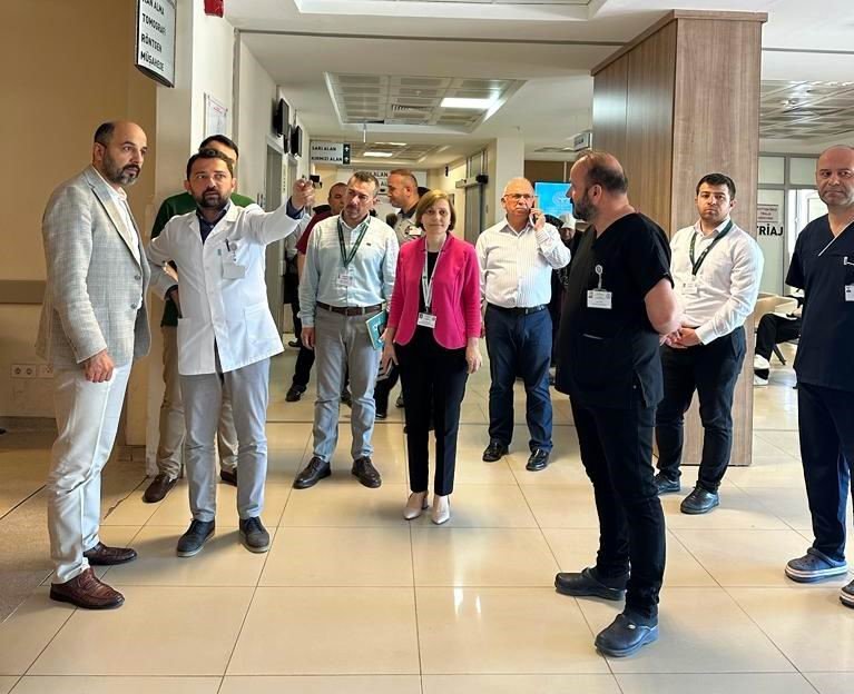 Fiziki saldırıya uğrayan doktorun tedavisi devam ediyor