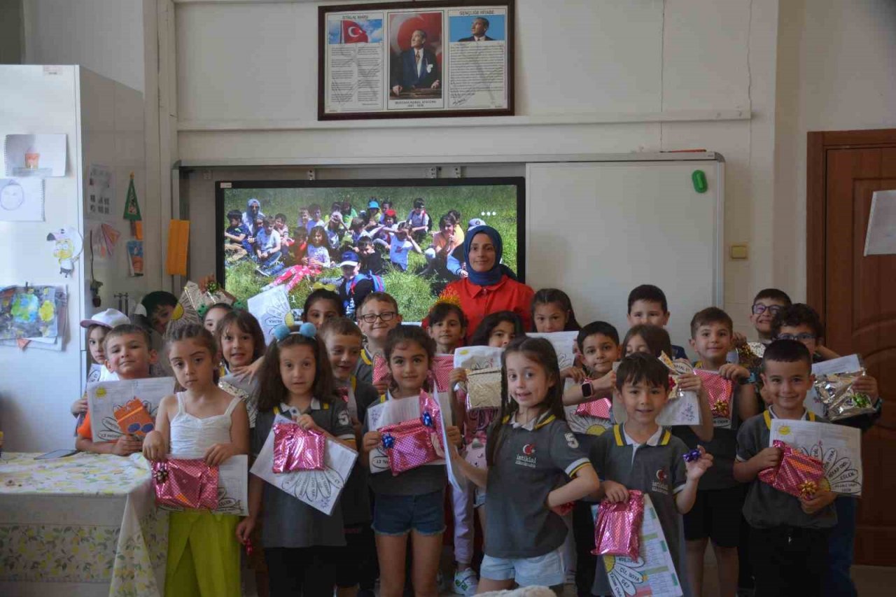 Sinop’ta öğrencilerin karne heyecanı