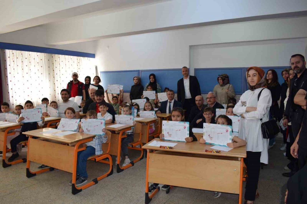 Sungurlu’da 7 bin 482 öğrenci karne aldı