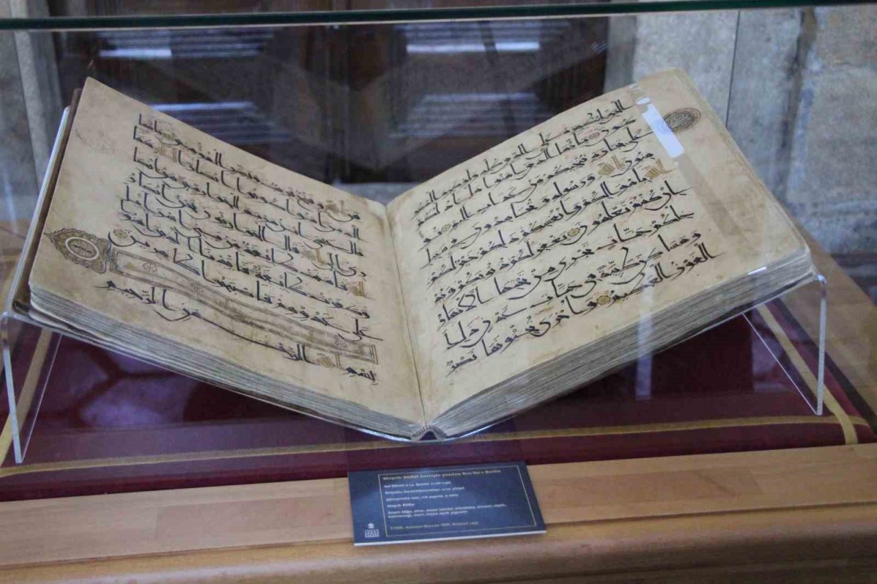 Amasya’da restorasyonu tamamlanan Bayezid Yazma Eser Kütüphanesi açıldı