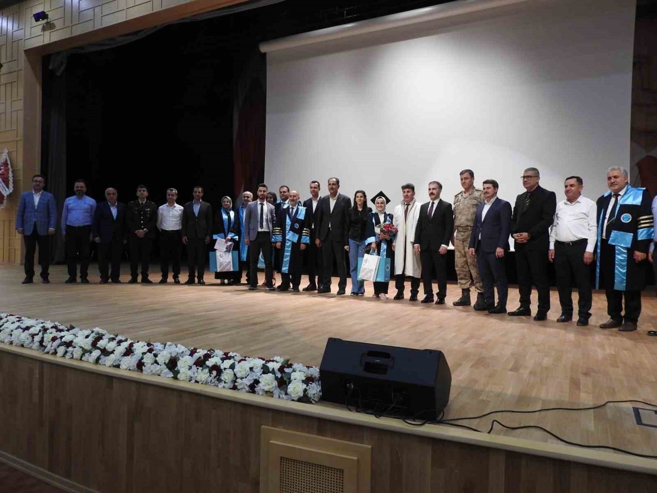 Kilis Üniversitesi’nde buruk mezuniyet