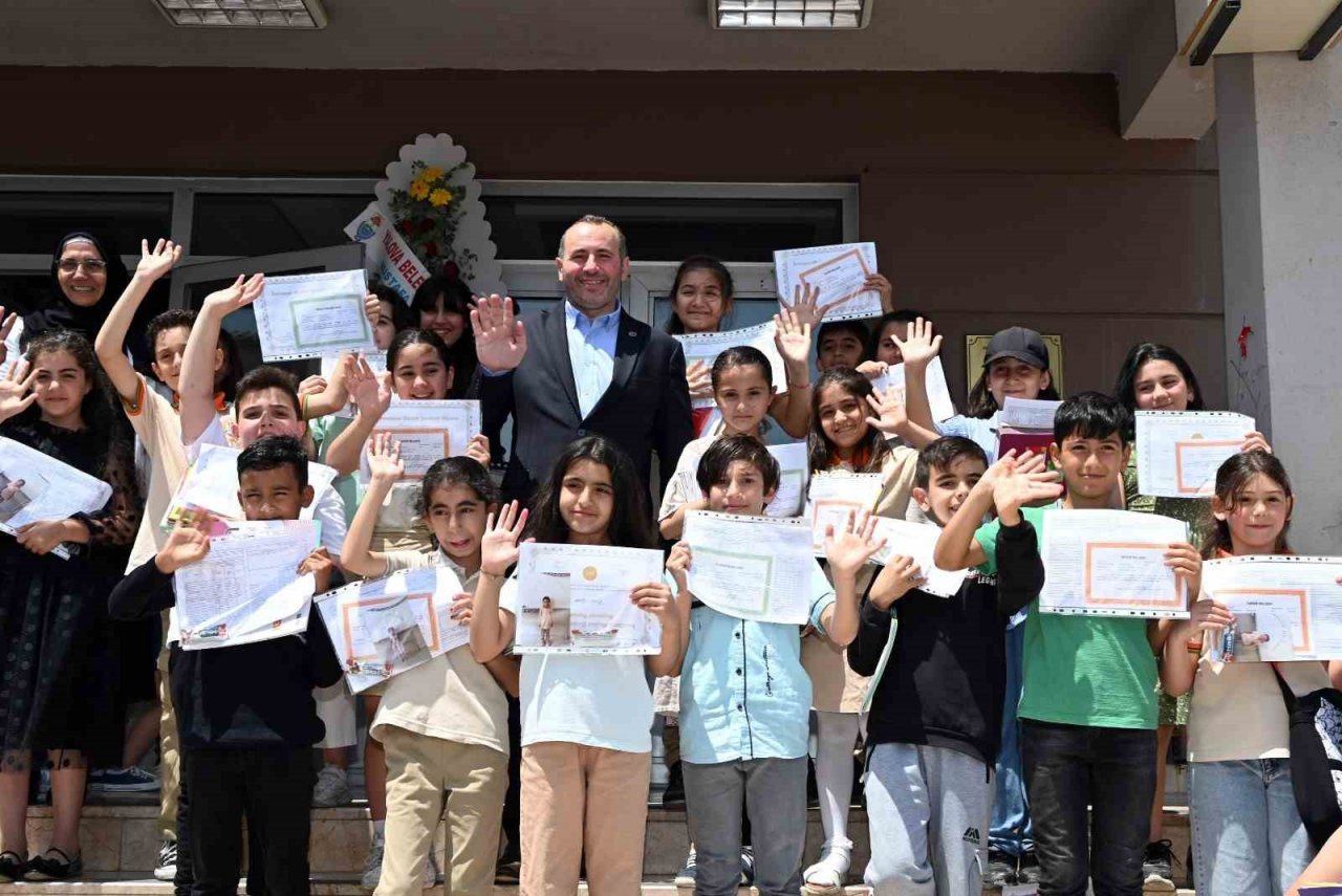 Yalova’da 56 bin öğrenci karne heyecanı yaşadı