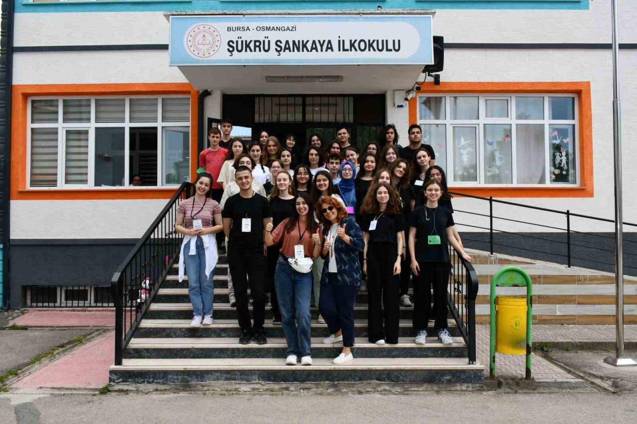 Gönüllülerden ’çocuk hakları’ çalışması