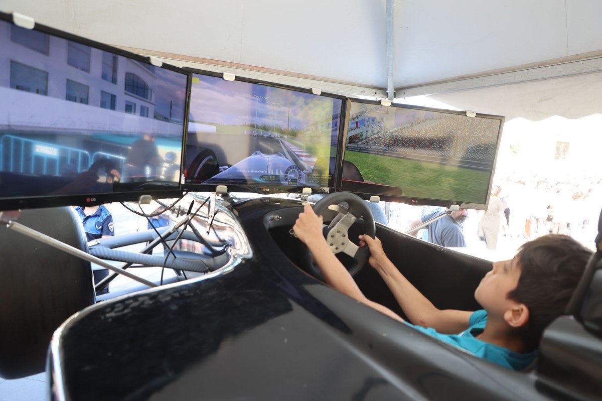 Zeytinburnu’nda karne sevinci eğlence dolu bir şenlikle kutlanıyor