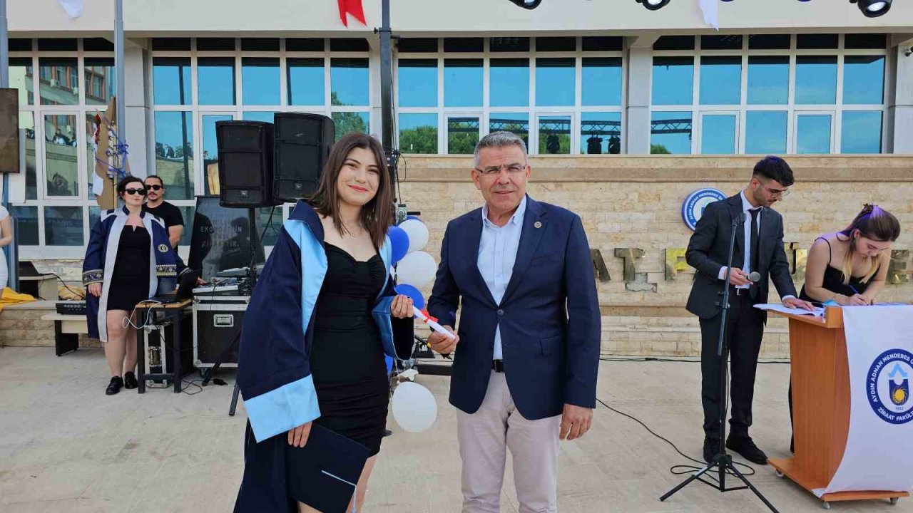 Ziraat Fakültesi’nde mezuniyet coşkusu
