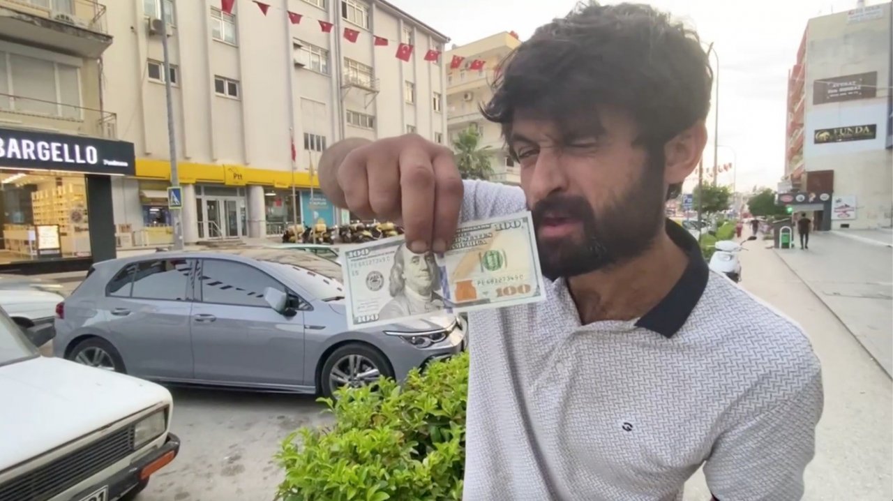 Alkol alıp sızdı, uyanınca kendini ’Benjamin Franklin’ sandı