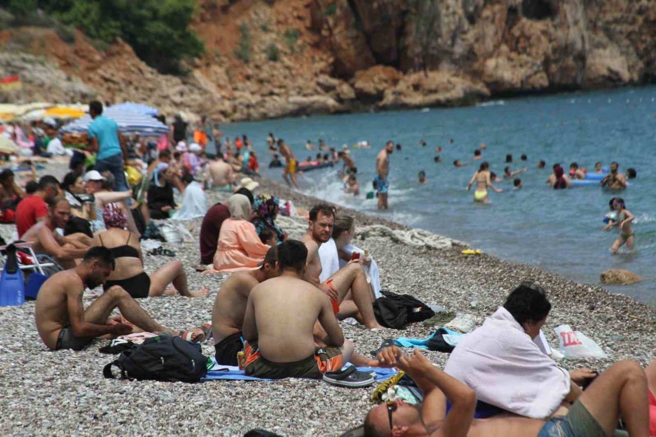 TYT’den çıkan soluğu denizde aldı