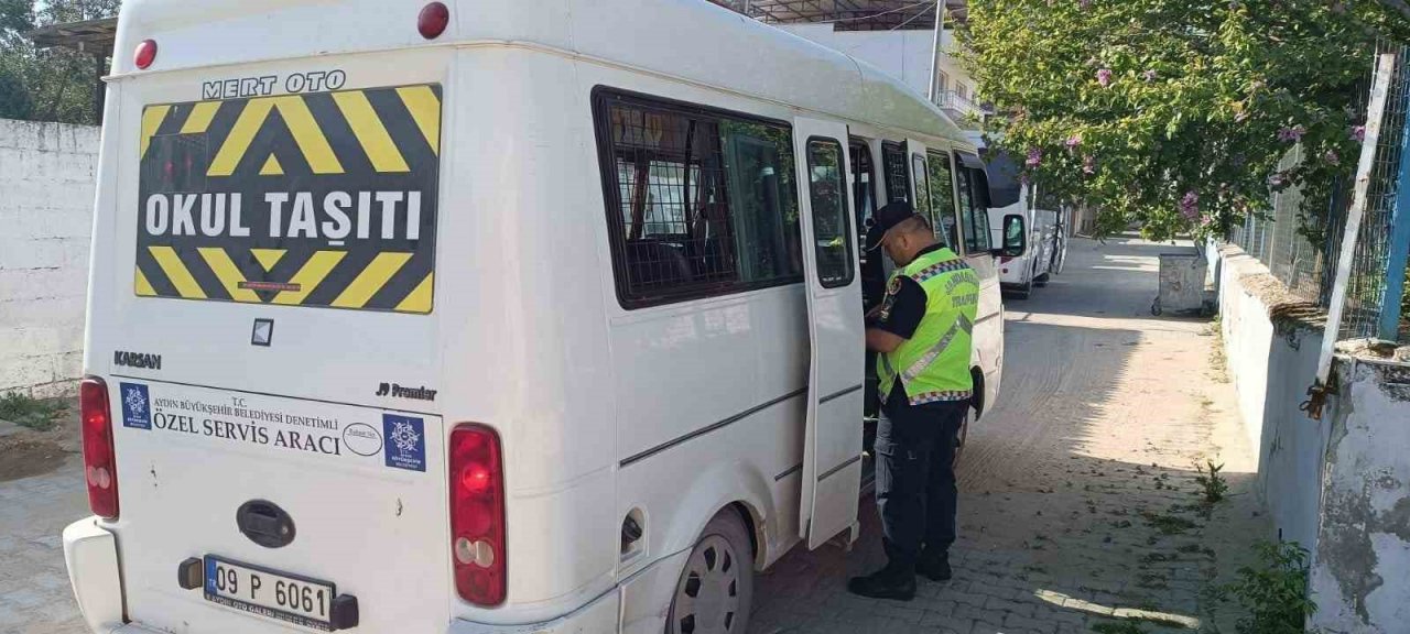 Aydın’da 220 öğrenci “trafik dedektifi” oldu