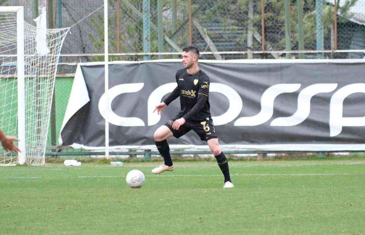 Bursaspor, Kubilay Sönmez’in doğum gününü kutladı