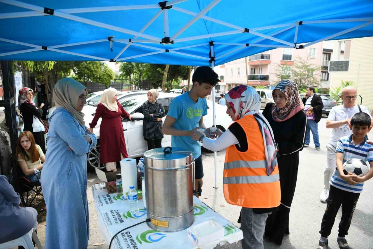 YKS’ye giren öğrenciler yalnız bırakılmadı