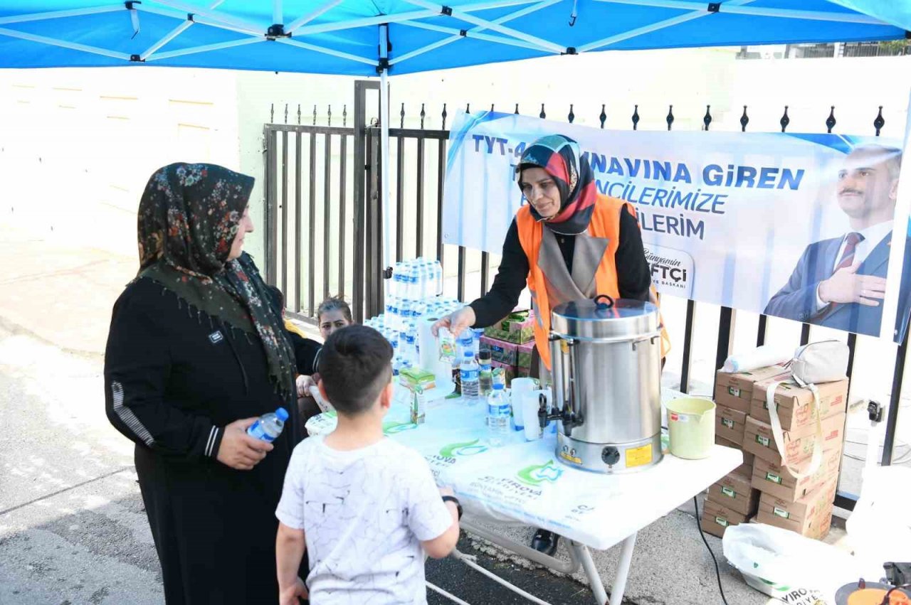 YKS’ye giren öğrenciler yalnız bırakılmadı