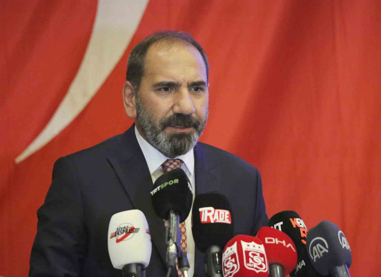 Sivasspor’da Mecnun Otyakmaz güven tazeledi