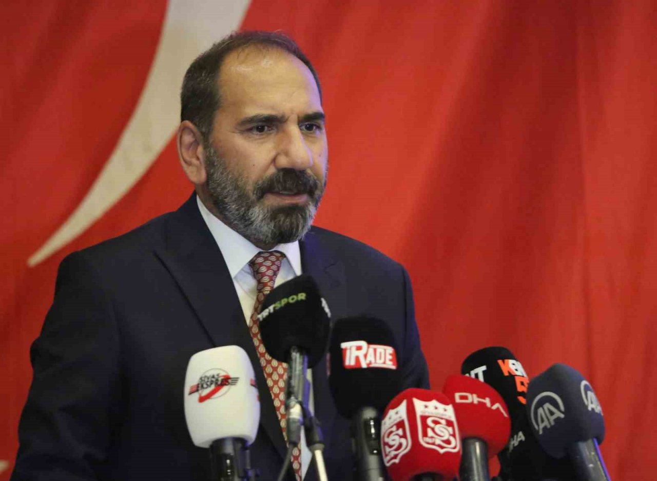 Sivasspor’da Mecnun Otyakmaz güven tazeledi