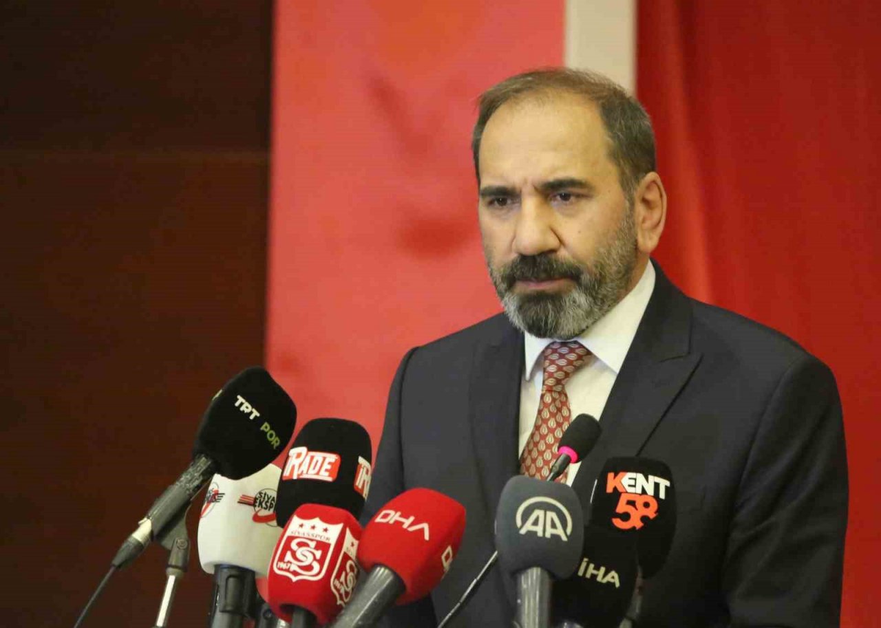 Sivasspor’da Mecnun Otyakmaz güven tazeledi