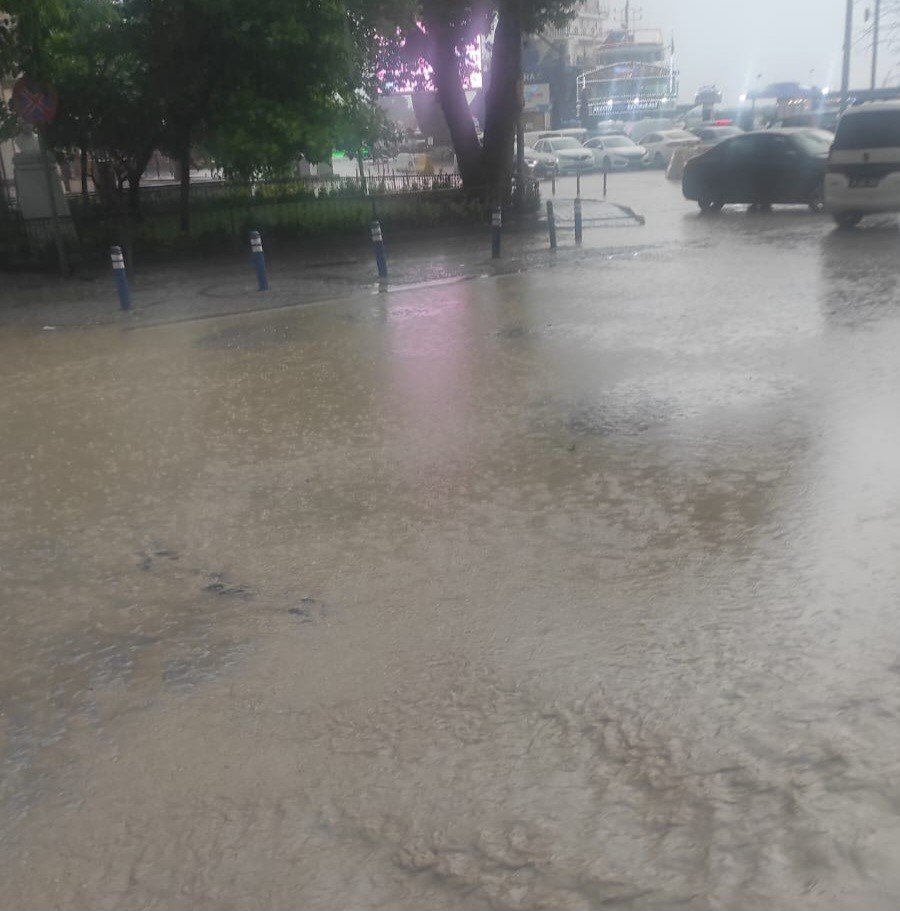 Erdek’te beklenen yağış gerçekleşti