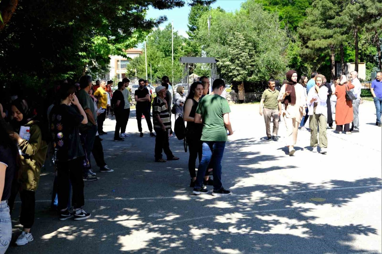 Erzincan’da YKS heyecanı başladı