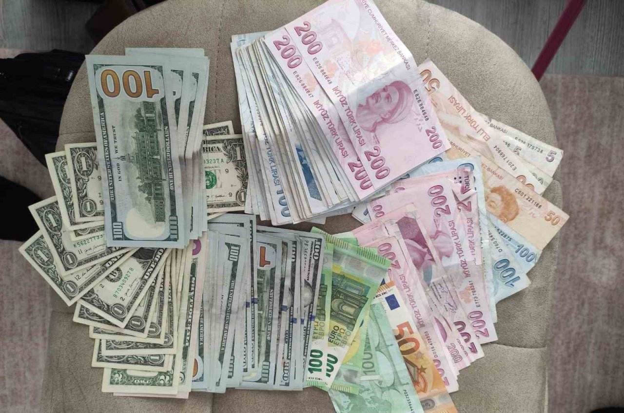 İstanbul polisi, FETÖ’nün Denizli’deki güncel yapılanmasına darbe vurdu