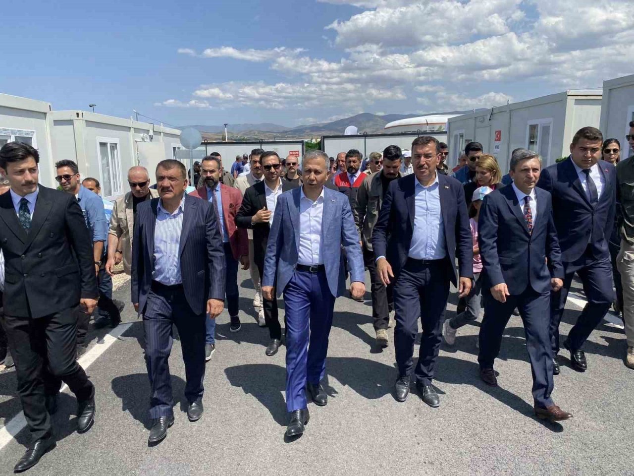 İçişleri Bakanı Ali Yerlikaya Malatya’da incelemelerde bulundu