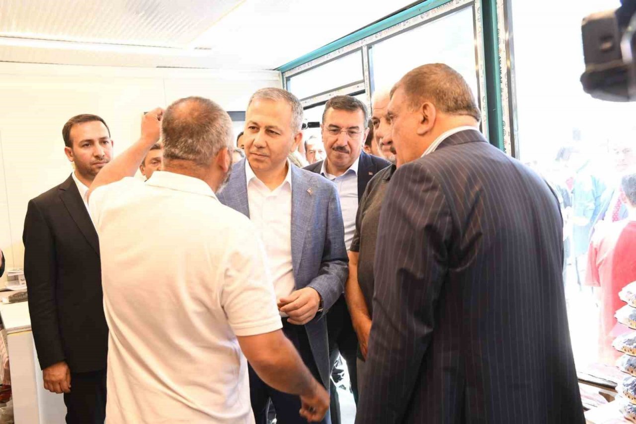 İçişleri Bakanı Ali Yerlikaya Malatya’da incelemelerde bulundu
