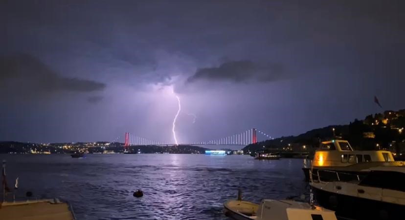 istanbul-simsek.jpg
