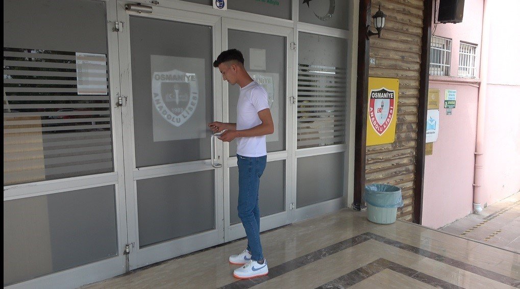 Deprem bölgesi Osmaniye’de öğrencilerin YKS heyecanı