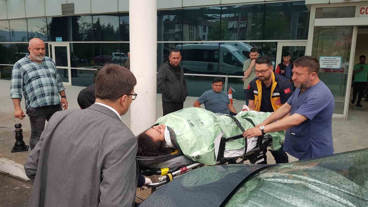 Karabük’te otomobil takla attı: 2 yaralı