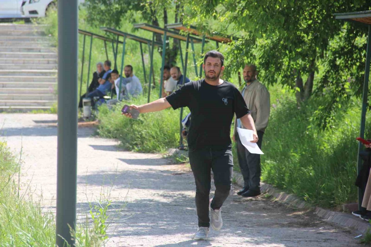 YKS heyecanı zamanla yaşına dönüştü, geç kalanların hayali seneye kaldı