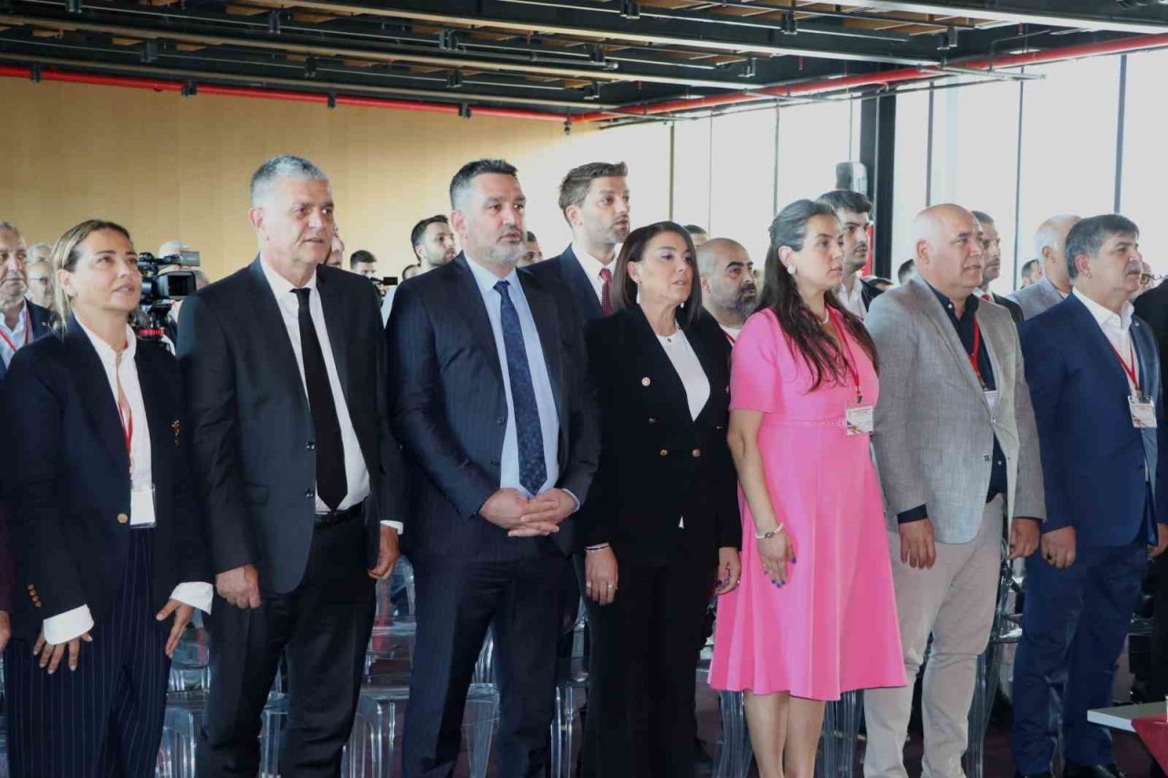 Samsunspor’da Yüksel Yıldırım, katılamadığı kongrede yeniden başkan seçildi