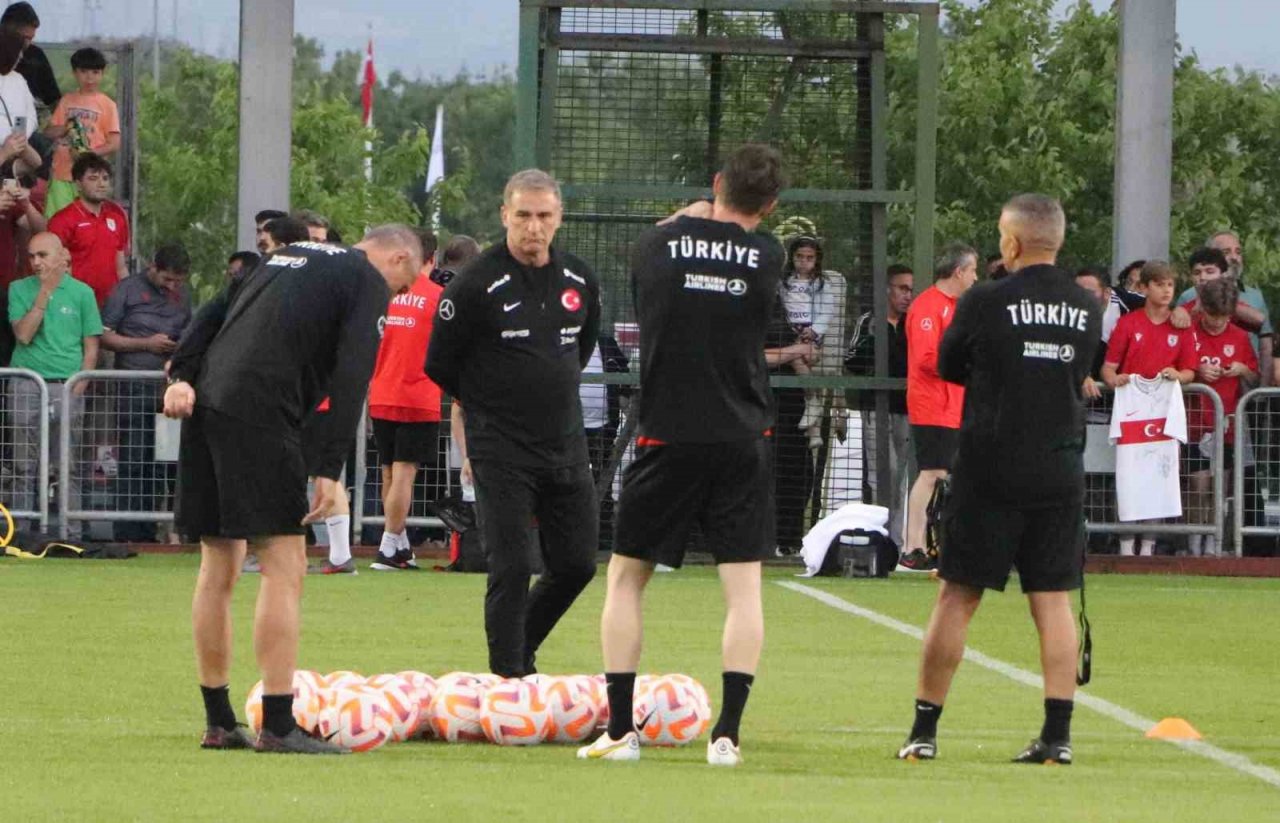 A Milli Takım Samsun’daki ilk antrenmanını yaptı