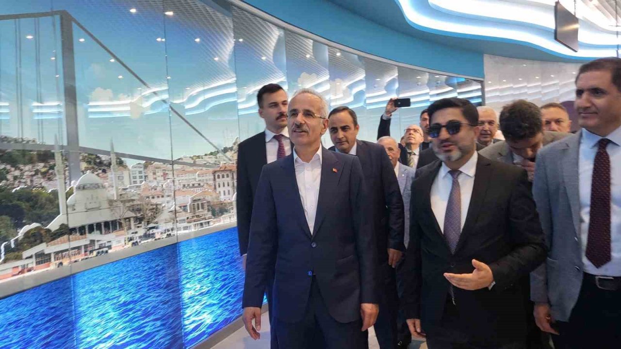 Bakan Uraloğlu: "Maalesef İstanbul’da yerel yönetimin proje üretimi ve yatırım konusunda çok yavaş ve eksik kaldığını görüyoruz"