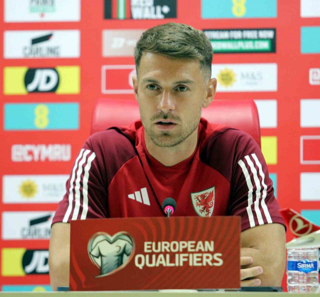 Galler Teknik Direktörü Page: “Türkiye maçında gücümüzü göstermek istiyoruz”