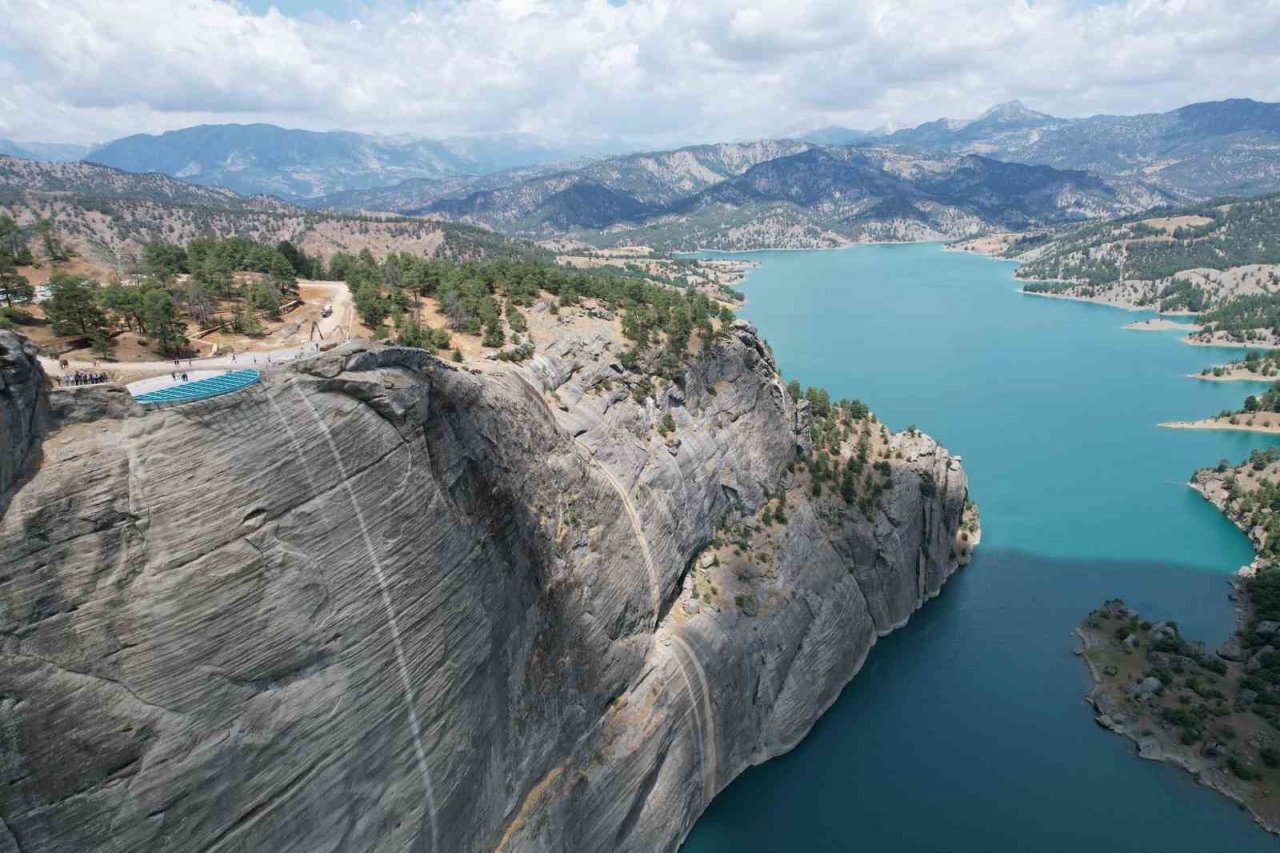 Ali Kayası Cam Terası ağustosta açılıyor