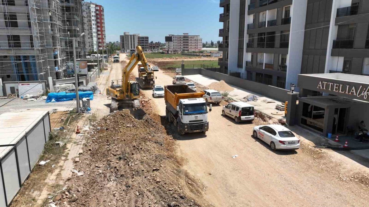 Antalya Büyükşehir Belediyesi Çalkaya’da yeni yollar açıyor