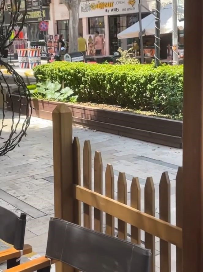 Silahlı kavganın ortasında kalan şahıs hayatını kaybetti