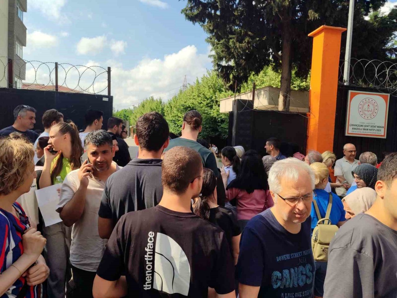 İstanbul’da üniversite sınavı heyecanı