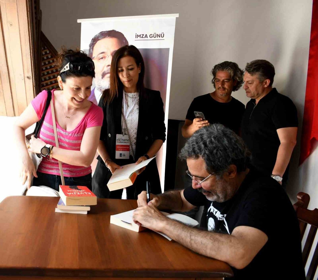 Başkomser Nevzat Kuşadası’nda