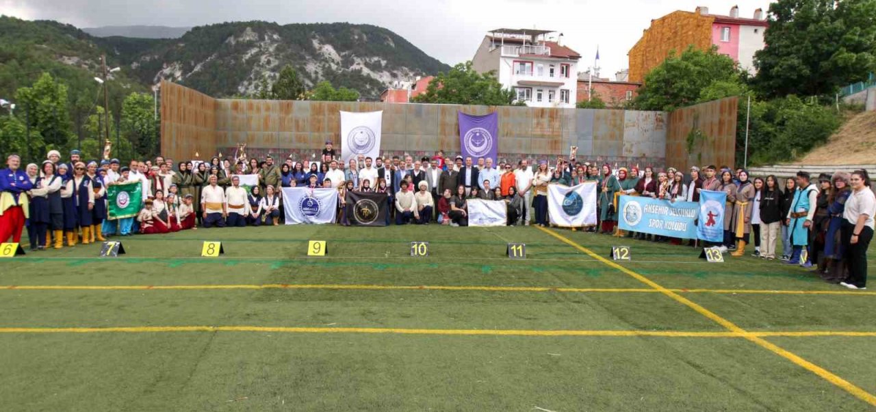 Okçular Kütahya’da buluştu