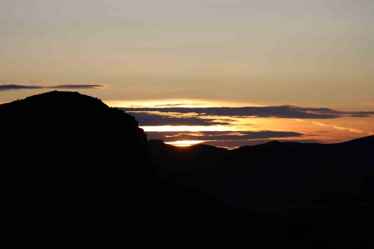 Gümüşhane’de eşsiz sis denizi manzarası