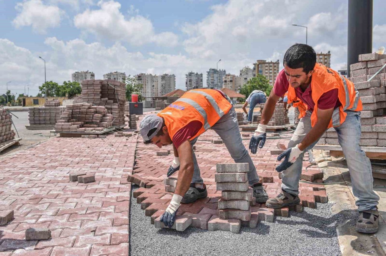 Göksu’nun caddeleri güzelleşiyor