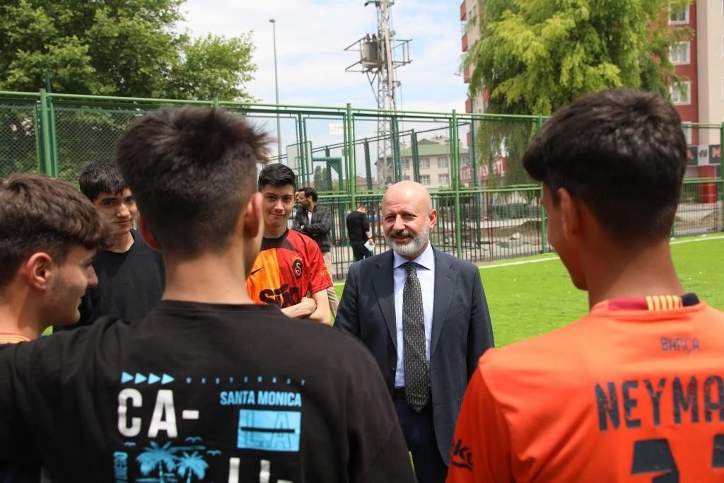 Başkan Çolakbayrakdar: “Ziyagökalp’e hem çocuk kulübü hem de daha güzel park kazandırıyoruz”