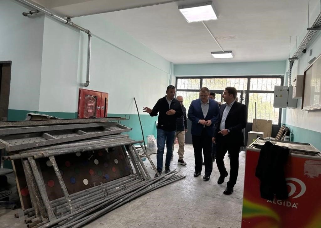 Susuz’da okullara güçlendirme yapılıyor