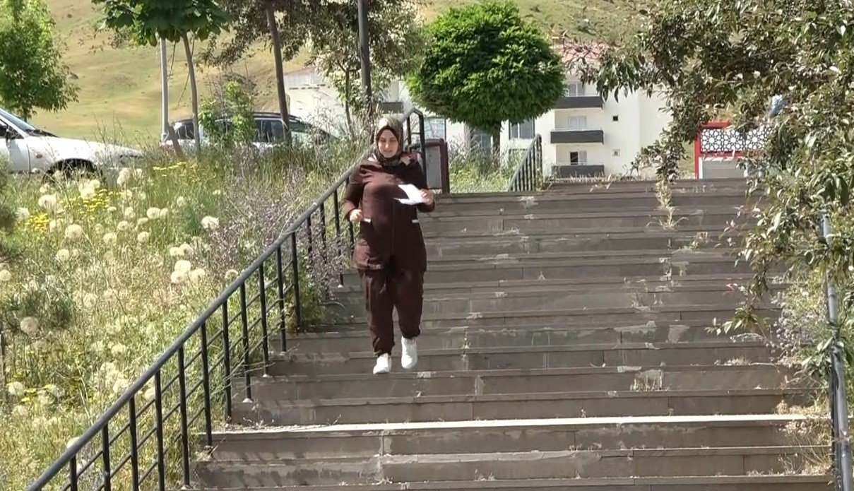 Yanlış kimlik bir yılına mal oldu